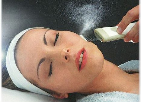 NOU! Masaj de peeling facial cu ultrasunete + hidratare/antirid